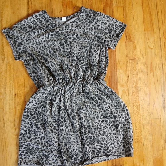 Old Navy Dresses & Skirts - Gray Leopard Print Dress